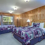 Hutchings Cabin & Apt.